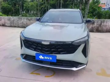 2023 Geely Atlas Pro с пробегом 31 000 км