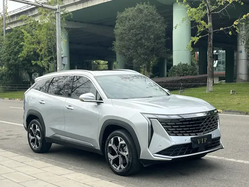 2023 Geely Boyue L с пробегом 24 000 км