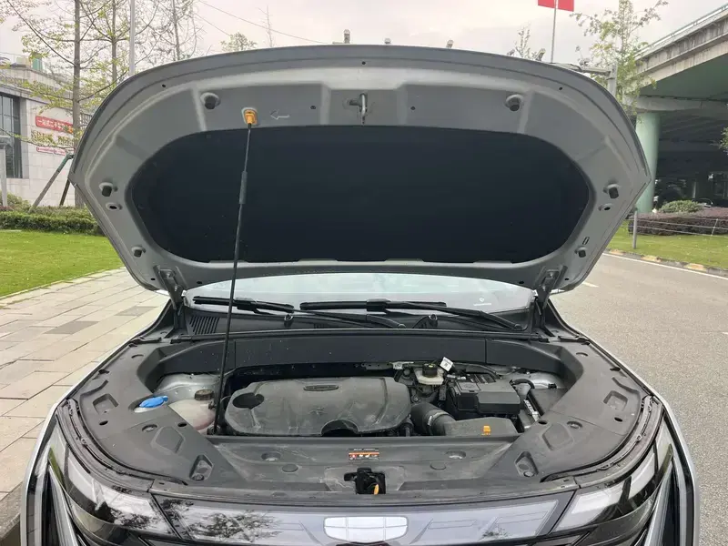 2023 Geely Boyue L с пробегом 24 000 км