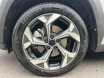 2023 Geely Boyue L с пробегом 24 000 км