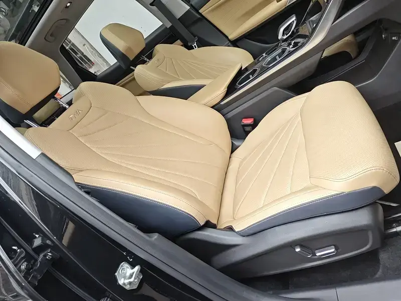 2023 Geely Boyue L с пробегом 20 700 км