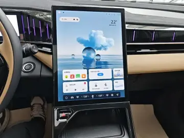 2023 Geely Boyue L с пробегом 27 800 км