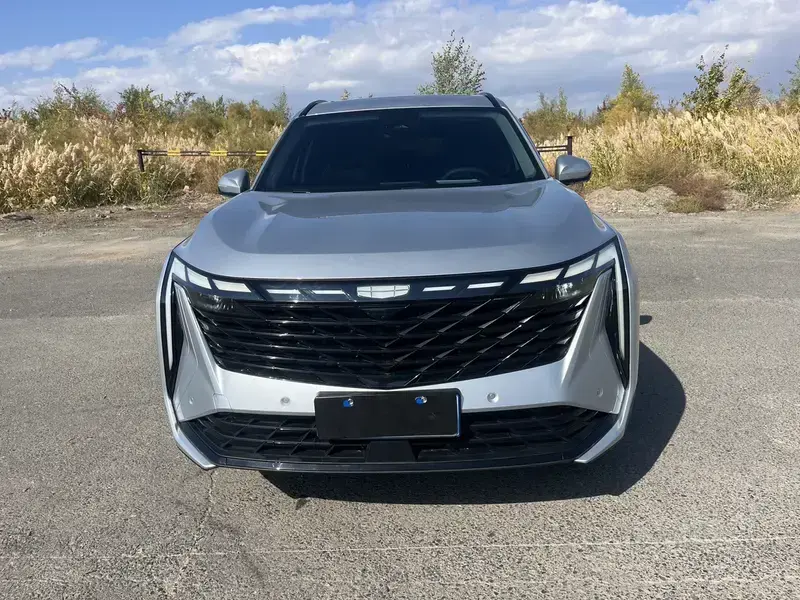 2023 Geely Boyue L с пробегом 11 000 км
