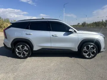 2023 Geely Boyue L с пробегом 11 000 км