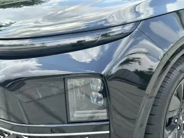 2024 Li Auto (Lixiang) L6 с пробегом 30 000 км