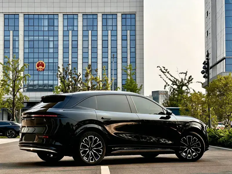 2025 Zeekr 7X с пробегом 60 000 км