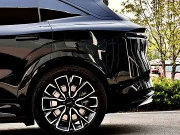 2025 Zeekr 7X с пробегом 60 000 км