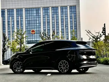 2025 Zeekr 7X с пробегом 60 000 км
