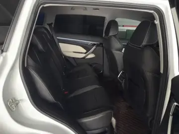 2022 Geely Atlas Pro с пробегом 30 000 км