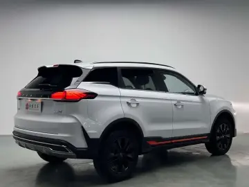2022 Geely Atlas Pro с пробегом 47 000 км