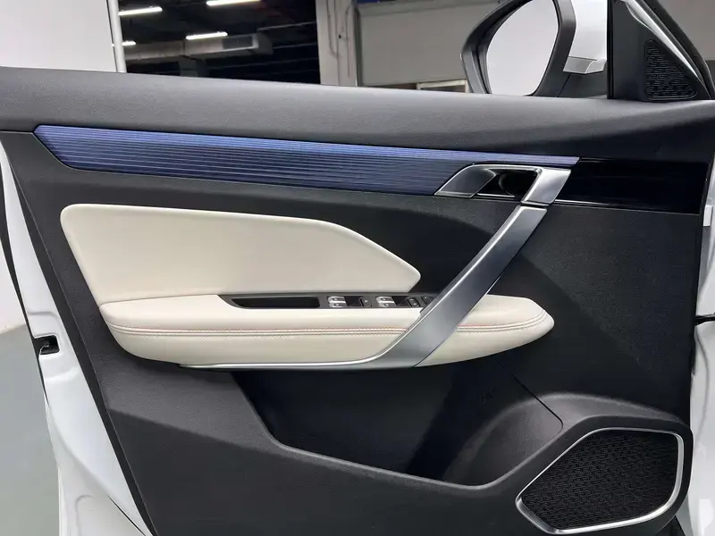 2022 Geely Atlas Pro с пробегом 47 000 км