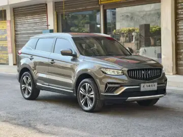 2022 Geely Atlas Pro с пробегом 27 000 км