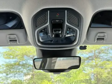 2024 Geely Boyue L с пробегом 15 000 км