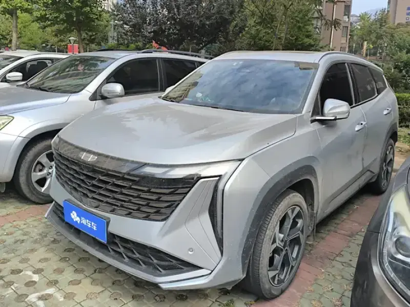 2024 Geely Boyue L с пробегом 30 000 км
