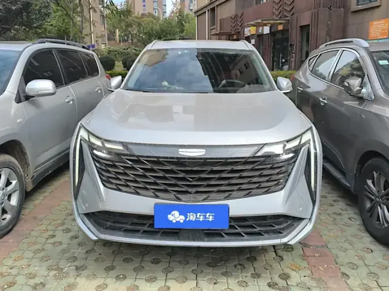 2024 Geely Boyue L с пробегом 30 000 км