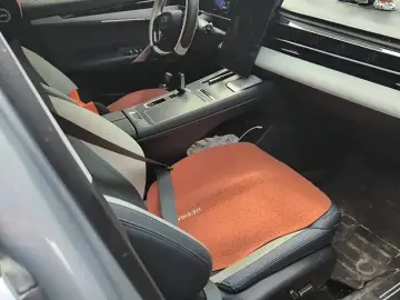 2024 Geely Boyue L с пробегом 30 000 км