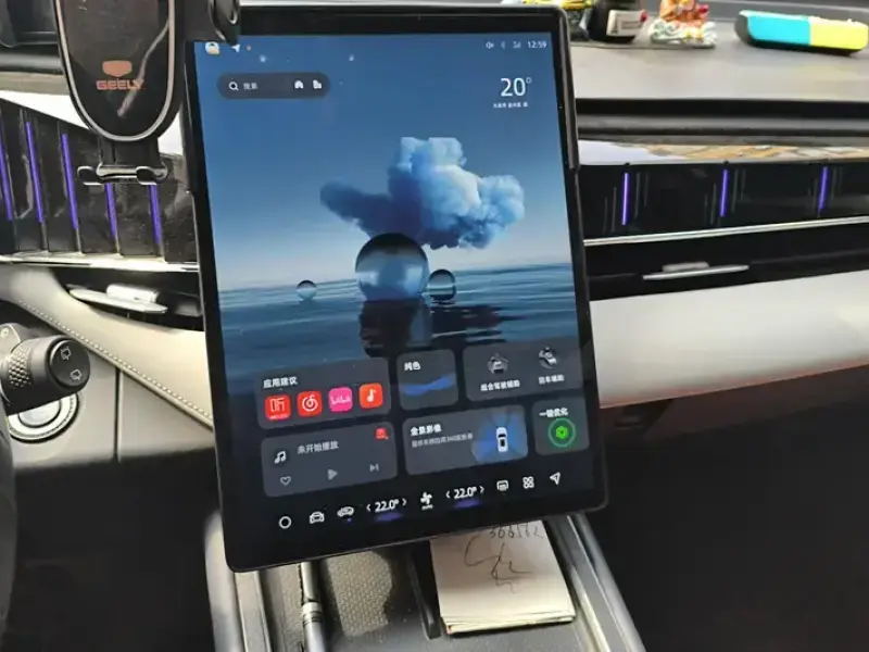 2024 Geely Boyue L с пробегом 30 000 км