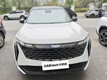 2024 Geely Boyue L с пробегом 30 000 км