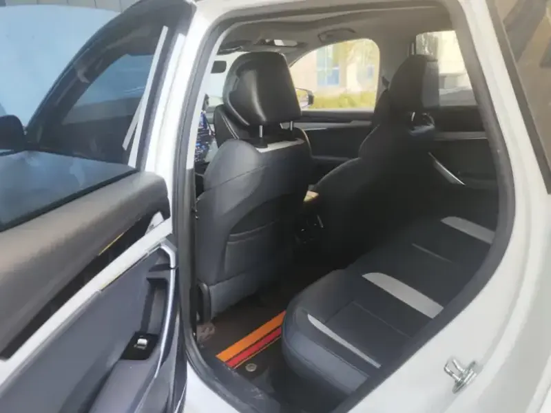 2024 Geely Boyue L с пробегом 30 000 км