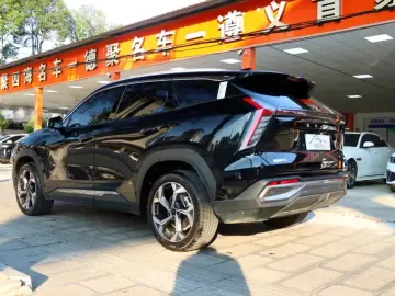2023 Geely Boyue L с пробегом 26 000 км
