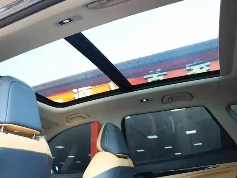 2023 Geely Boyue L с пробегом 26 000 км