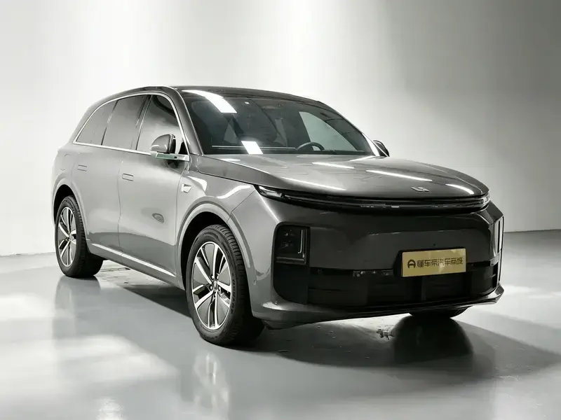2024 Li Auto (Lixiang) L6 с пробегом 47 800 км