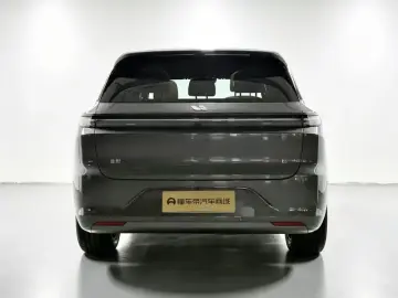 2024 Li Auto (Lixiang) L6 с пробегом 47 800 км