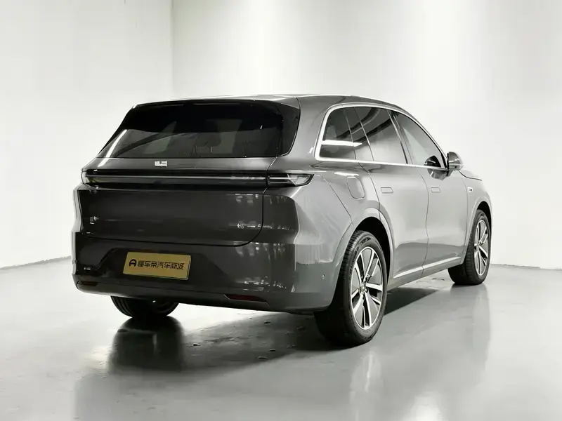 2024 Li Auto (Lixiang) L6 с пробегом 47 800 км
