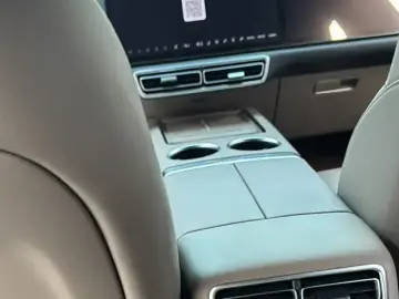 2025 Li Auto (Lixiang) L6 с пробегом 34 000 км