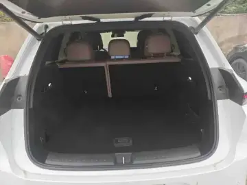 2025 Li Auto (Lixiang) L6 с пробегом 14 000 км