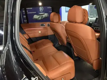 2024 Li Auto (Lixiang) L6 с пробегом 65 000 км