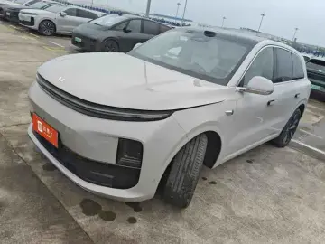 Li Auto (Lixiang) L6