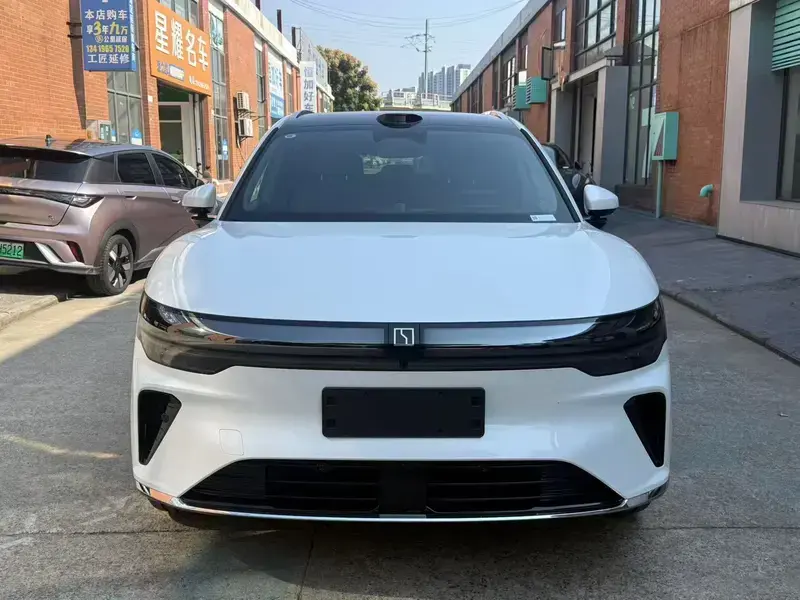 2026 Zeekr 7X с пробегом 5 600 км