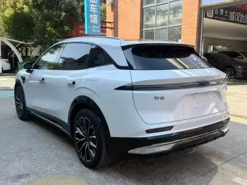 2026 Zeekr 7X с пробегом 5 600 км