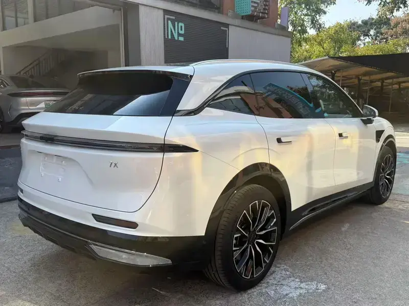 2026 Zeekr 7X с пробегом 5 600 км