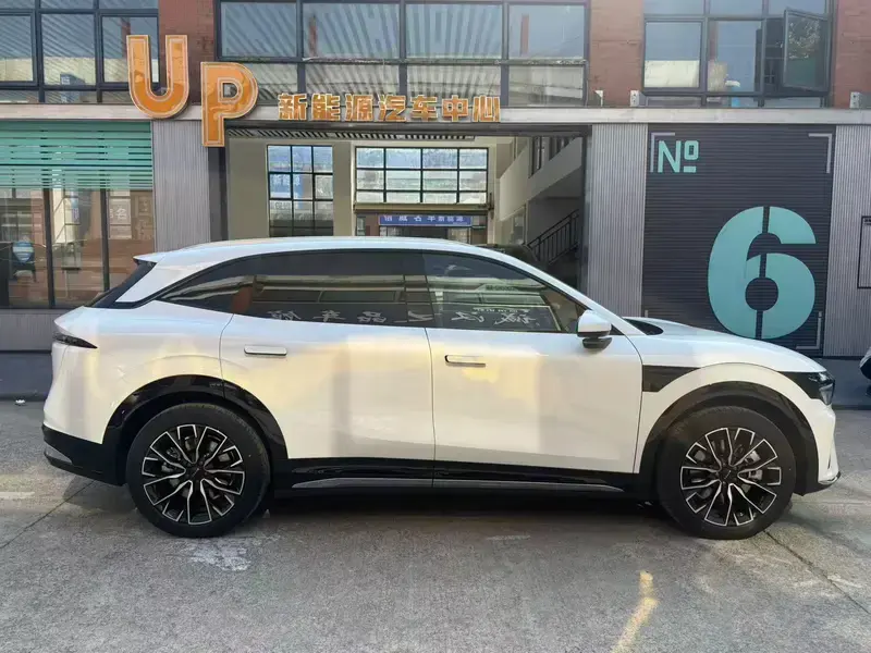 2026 Zeekr 7X с пробегом 5 600 км