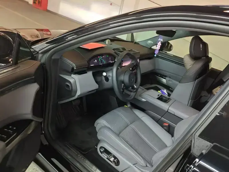 2025 Zeekr 7X с пробегом 56 000 км