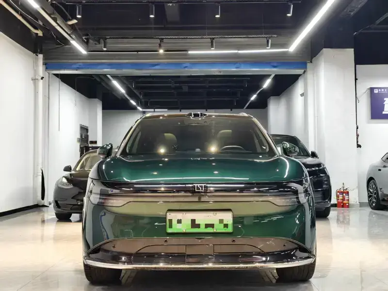 2025 Zeekr 7X с пробегом 83 000 км