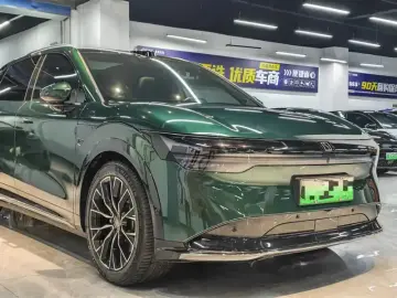 2025 Zeekr 7X с пробегом 83 000 км