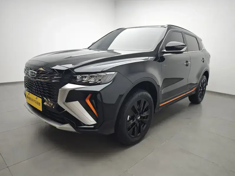 2022 Geely Atlas Pro с пробегом 22 700 км