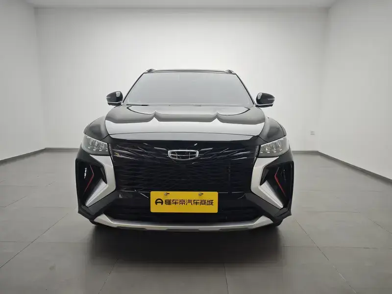 2022 Geely Atlas Pro с пробегом 22 700 км