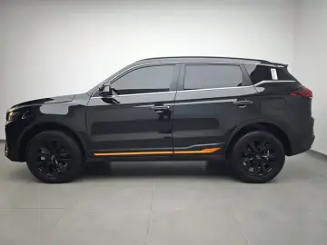 2022 Geely Atlas Pro с пробегом 22 700 км
