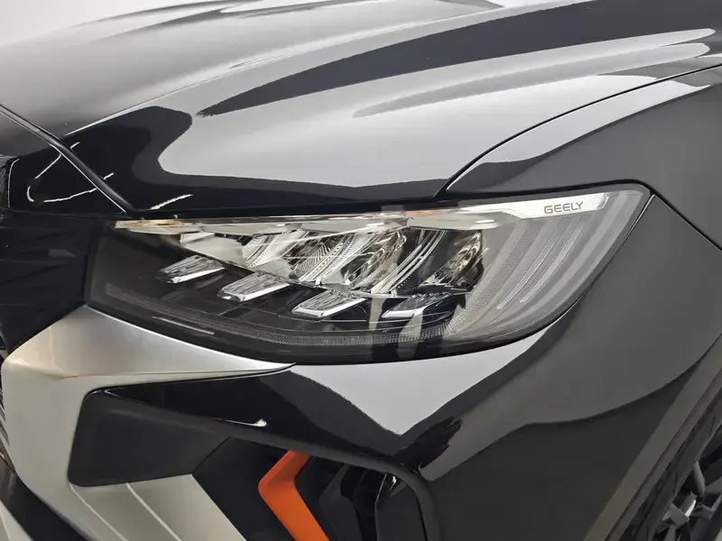 2022 Geely Atlas Pro с пробегом 22 700 км