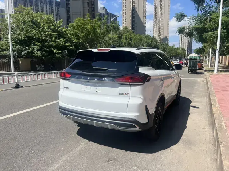 2022 Geely Atlas Pro с пробегом 72 000 км