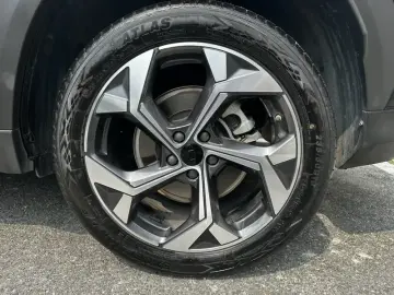 2024 Geely Boyue L с пробегом 32 000 км