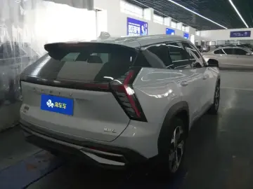 2024 Geely Boyue L с пробегом 18 000 км