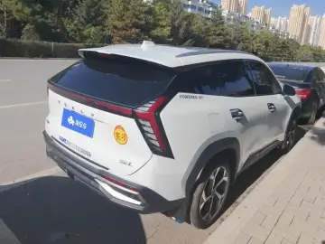 2024 Geely Boyue L с пробегом 10 000 км