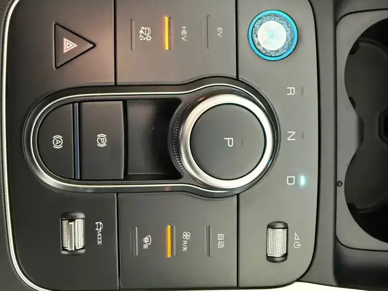 2025 BYD Chazor с пробегом 13 000 км