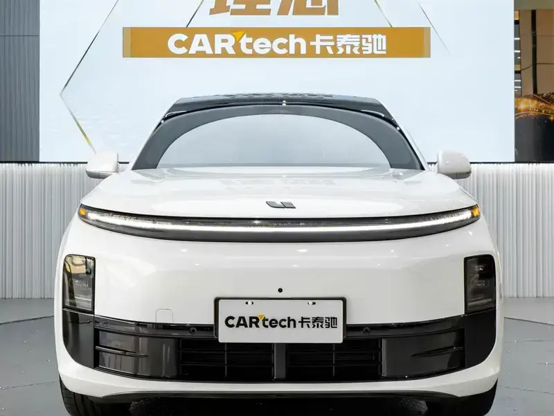 2024 Li Auto (Lixiang) L6 с пробегом 20 600 км
