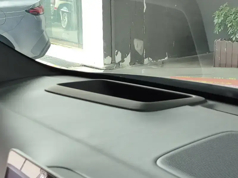 2025 Li Auto (Lixiang) L6 с пробегом 13 000 км